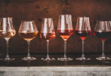 Die Farbtiefe beim Wein Verschiedene Weinfarben, Farbtiefe Wein